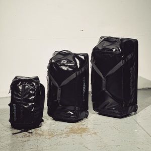 Patagonia Blackhole Luggage Backpack Set Great Condition